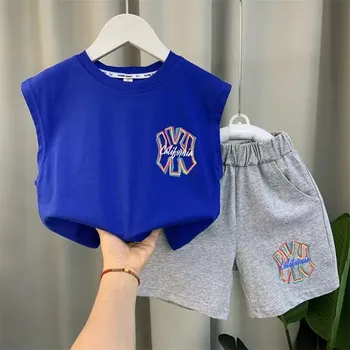 Комплект летней жилетки для мальчиков, новинка 2023 года, Корейская детская модная футболка без рукавов, шорты, комплект детской одежды из 2 предметов